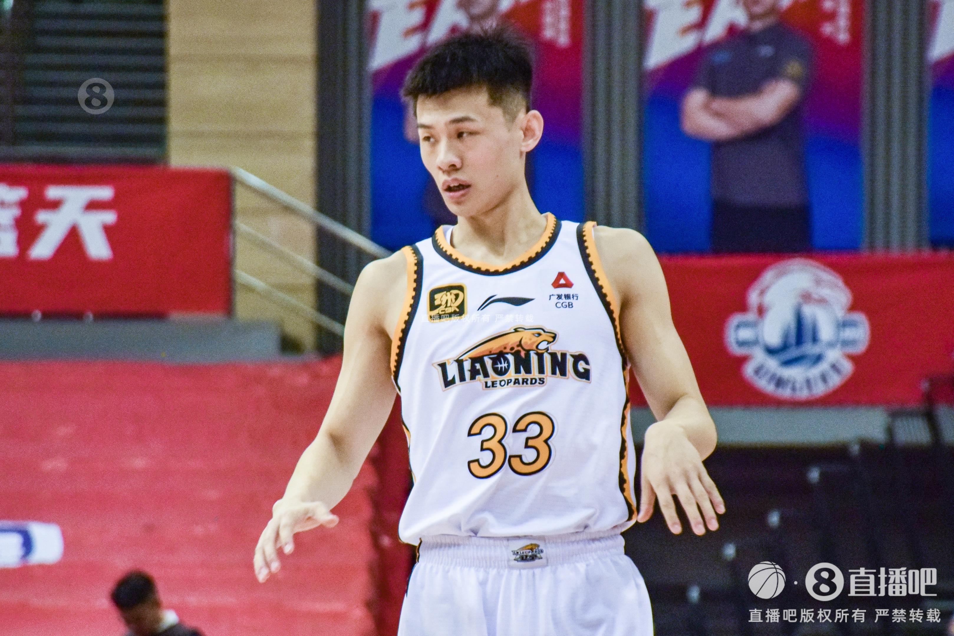 盡力了！王嵐嵚末節(jié)2記三分 全場18分鐘4中3拿到10分